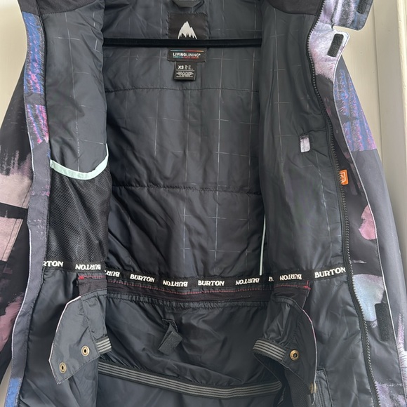 Burton Jacket - Picture 5 of 9